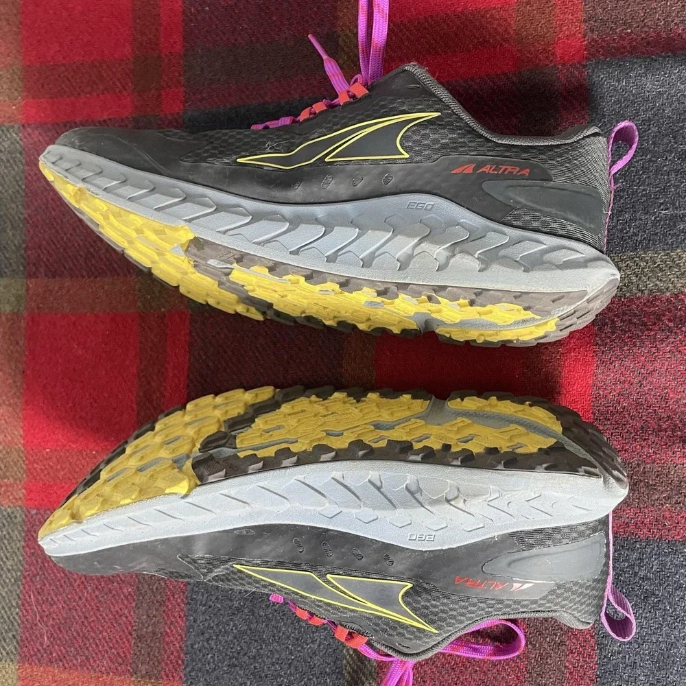Altra Outroad Peak Womens Size 10 Black Trail Road Running Cushioned Sneakers